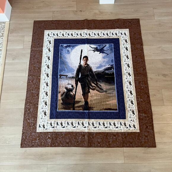 Handmade Quilt 56x64 STAR WARS Rey "The Force Awakens" Embroidered Signed - Picture 3 of 7